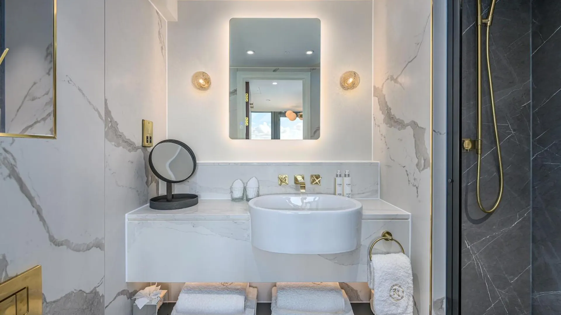 The Righ Penthouse Suite Эдинбург Великобритания