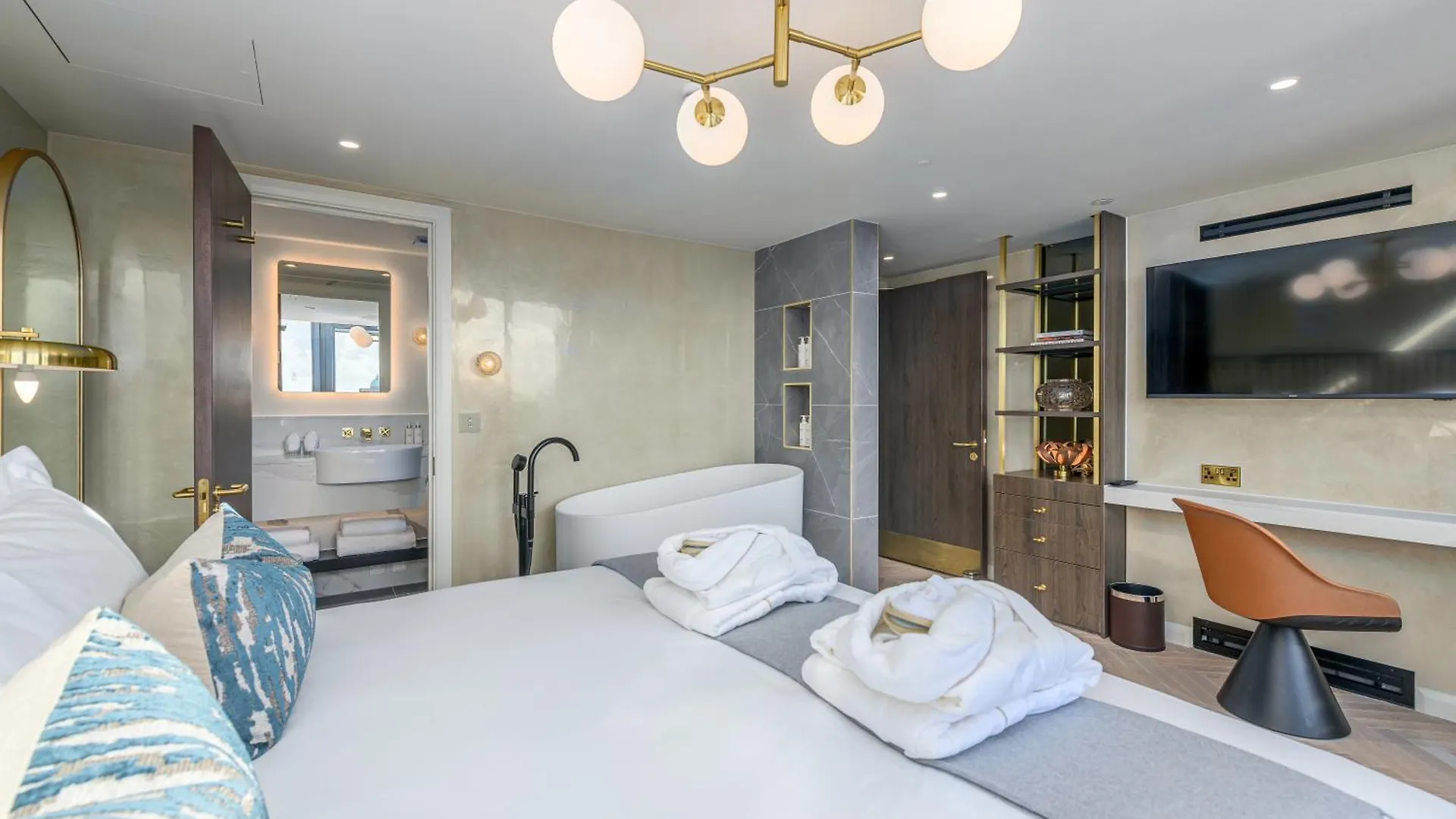 Апарт-отель The Righ Penthouse Suite Эдинбург Великобритания