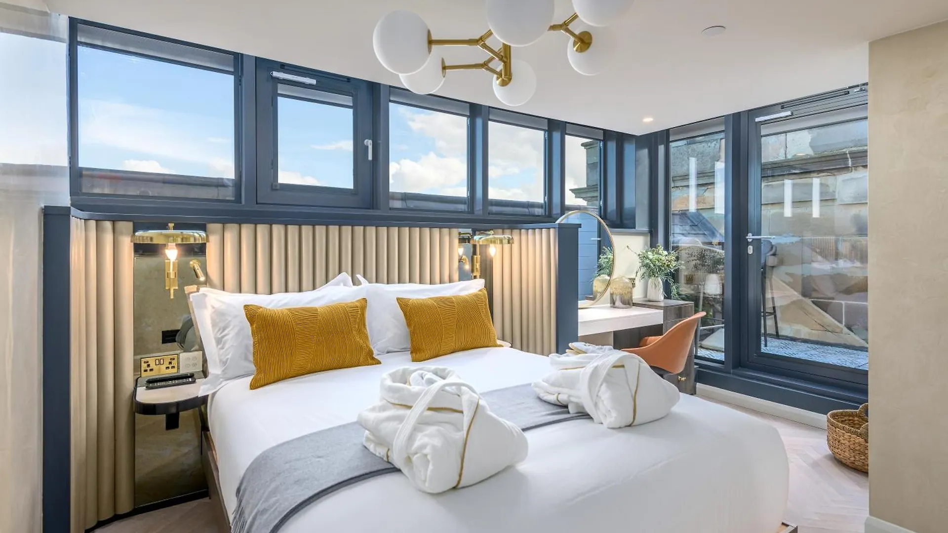 The Righ Penthouse Suite Edinburgh 0*,  Storbritannien